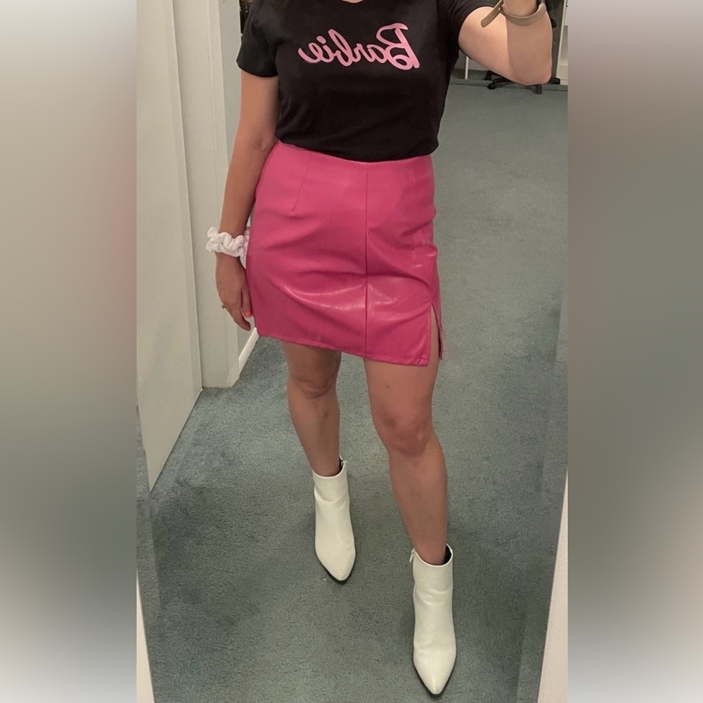 BARBIE Mattel Black XS Women’s T-Shirt WORN ONCE